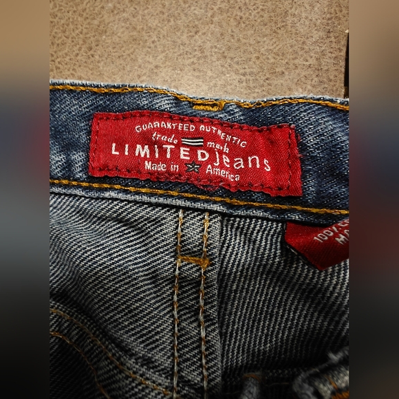 Women's Guaranteed Authentic  Limited Blue Jeans Made In America Size 6R - Picture 3 of 6